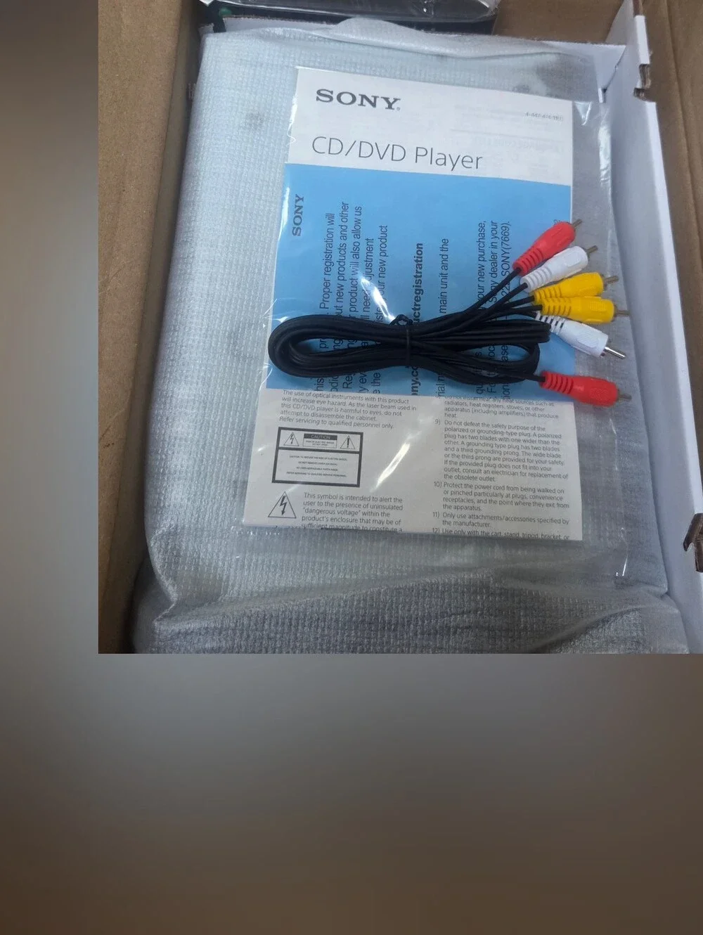 NIB Sony Black Ultra Slim DVD Player ~ Bin SS
